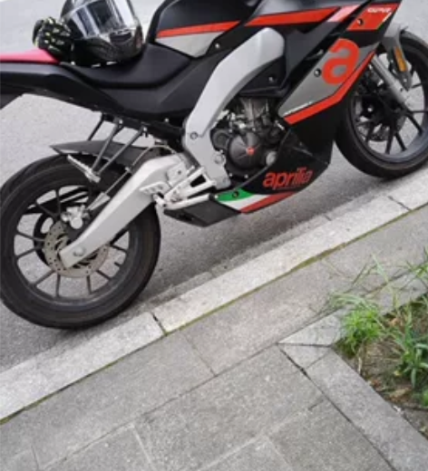 阿普利亚gpr150 20年上牌不带abs...