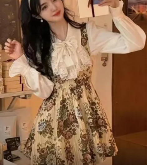 复古油画提花连衣裙女2023春季新款学院风...