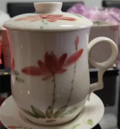 全新景德镇陶瓷白裂釉荷花四件套杯子 仅拆封...