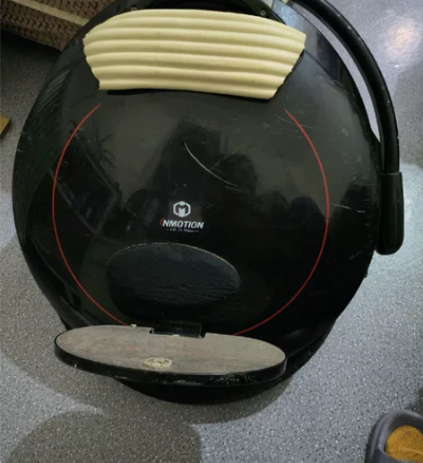 乐行天下V 5独轮平衡车，车况如图，所以功...