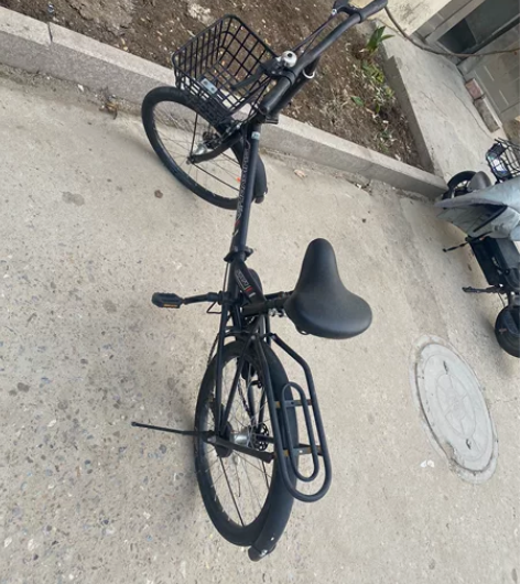 出一辆闲置自行车，买了基本没骑，额外送全新...