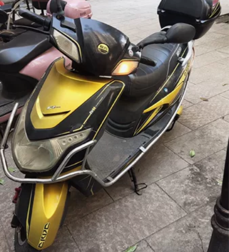 爱玛电动车电动摩托车，个人家用车，一年到头...