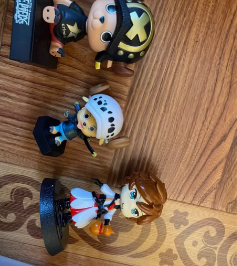 海贼王乔巴路飞摇头公仔汽车摆件车饰车内饰品...