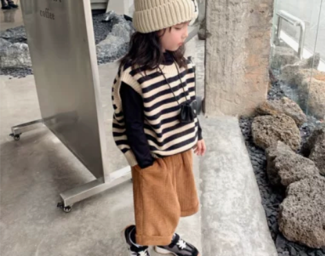 韩里韩气的味道 抗起球北极绒沙条纹马甲 感...