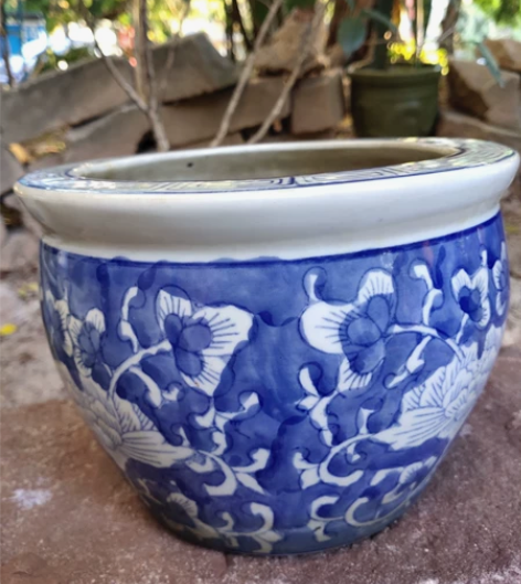 78十年代景德镇手绘青花鱼缸改花盆，带底款...