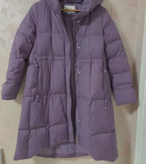 主出可换，几乎全新羽绒服，165码，颜色显...