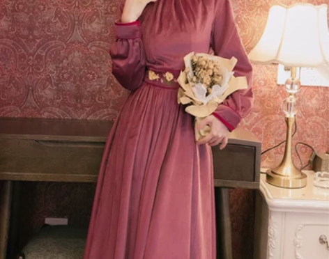 秋季女装法式设计感小众复古刺绣连衣裙收腰显...