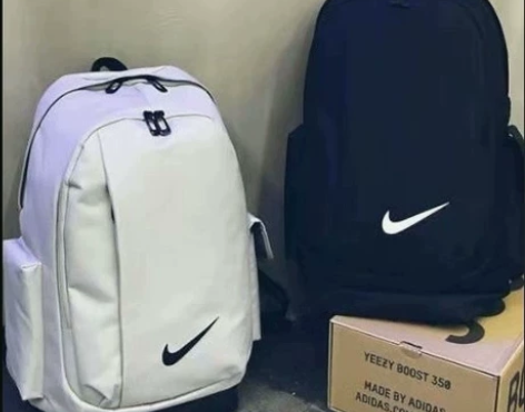 门店不做了，【捡漏】耐克nike大容量双肩...