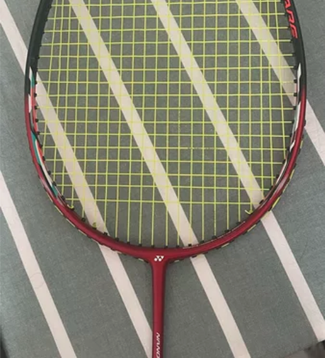 尤尼克斯入门款球拍，球拍无瑕疵，基本上就是...