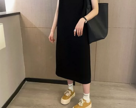 欧货设计感连衣裙女夏季2023新款大码微胖...