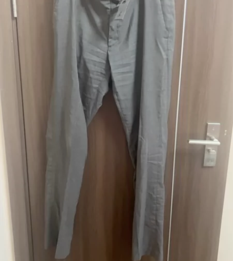 男士薄款灰色西裤，34腰 感兴趣的话点“我...