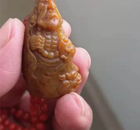 新疆和田玉籽料黄沁罗汉，克重18.2，独籽...