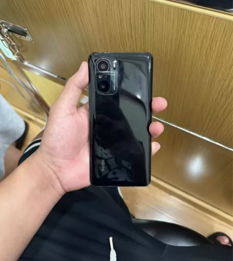 刚收到的红米k40pro 8?128 感兴...