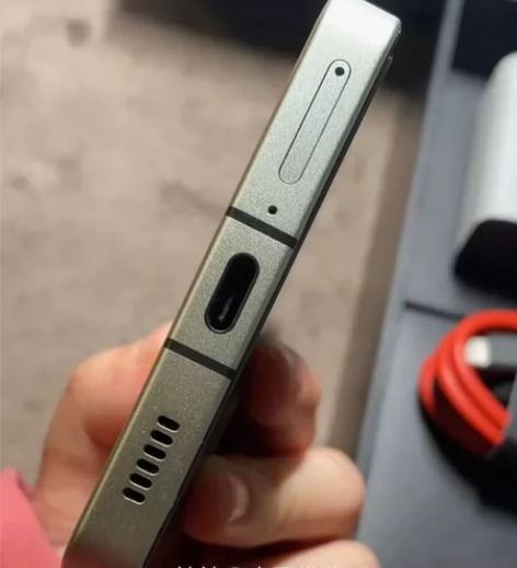 努比亚z50spro，12256卡其，边框...