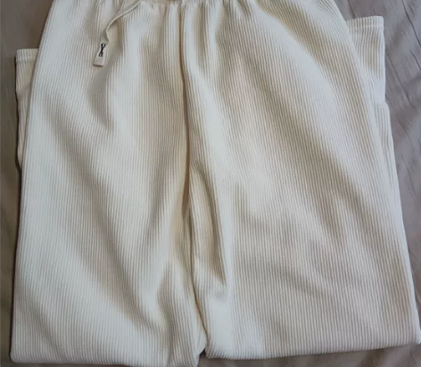 闲置全新加绒加厚裤子质量特别好，L码 我穿...