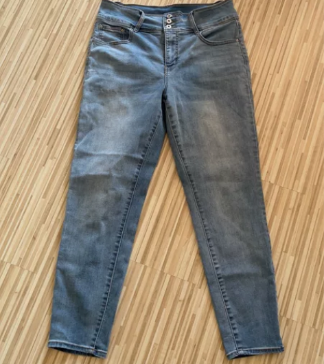 牛子裤,基本新,腰围82-92臀围104-...