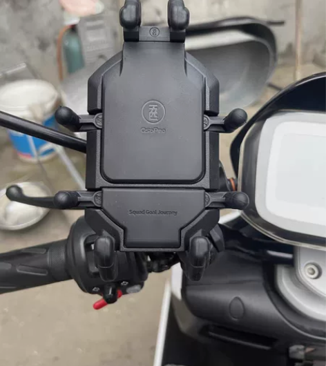 【年底清仓】   全新正品五匹摩托车手机支...