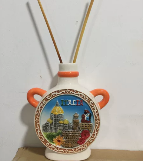 vintage中古意大利陶瓷浮雕香薰瓶花瓶...
