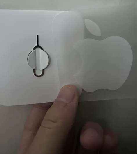 取卡针，苹果原装卡针 ，不要问我为什么一个...