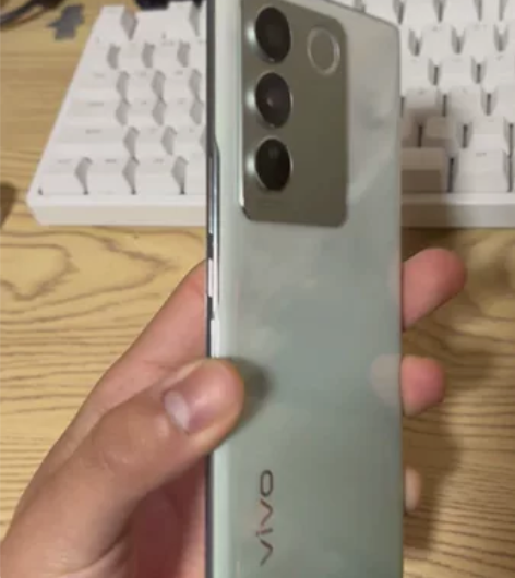 vivo s16 刚买不到一年 换苹果手机...
