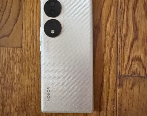 华为荣耀70 所有功能完好 电池健康95%...