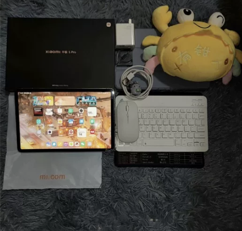 小米平板5Pro 几乎全新，说箱全，256...