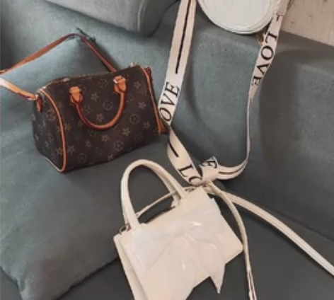 闲置小挂包3个,也可手提、圆的用过一次,其...