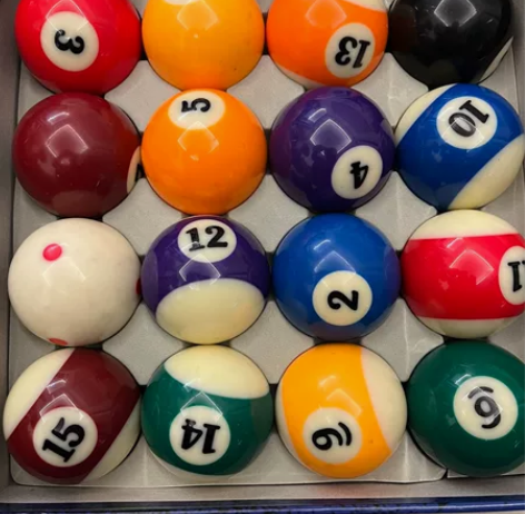 出套我个人自用的台球，5.72尺寸。我不是...