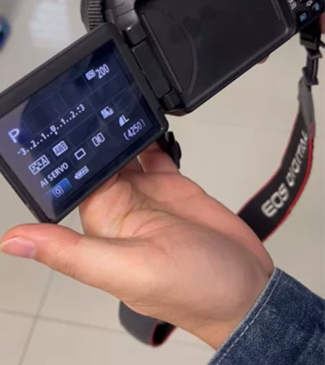 佳能单反相机EOS 600D系列 配件齐全...