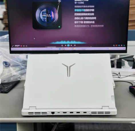 去年23年购买联想拯救者Y9000P  i...