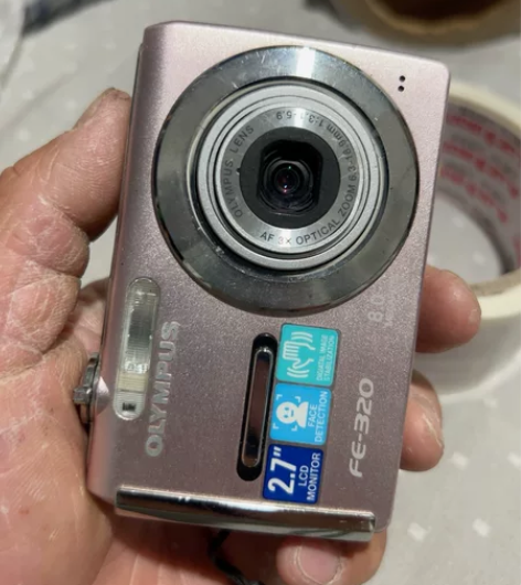 奥林巴斯FE-320相机，坏的，当配件出，...
