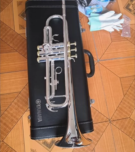 雅马哈小号乐器8335gs 包邮【转让原因...