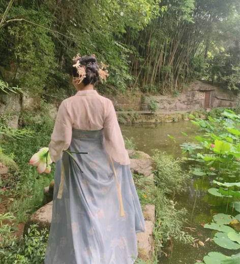 （已收到）出m码一片式襦裙汉服女装中国风宋...