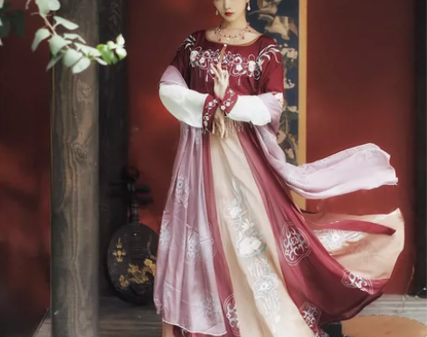 ?耀春花瑶归 原创汉服女正品坦领三件套半臂...