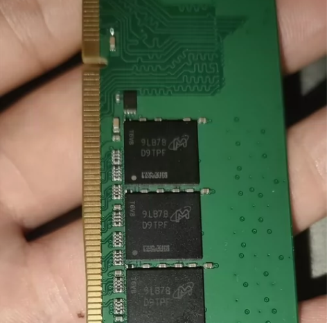 ddr4 16g 3200镁光台式内存 是...