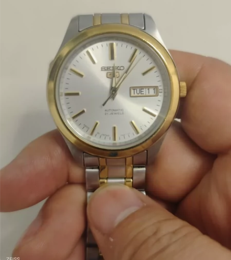 精工5号全自动机械腕表，中东版，星期是阿拉...