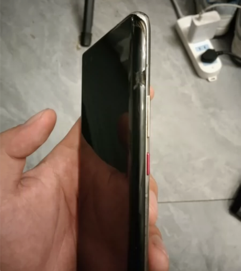 华为巅峰产品！麒麟9000神u，素皮版手感...