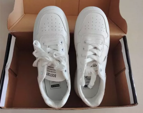 全新38码白色皮面板鞋 尺码偏小  37可...