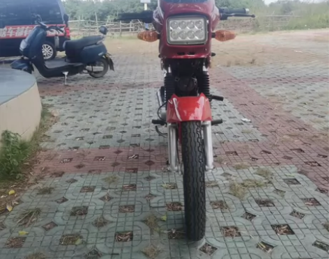 二手摩托车 铃木钻豹125cc 车况极品拉...