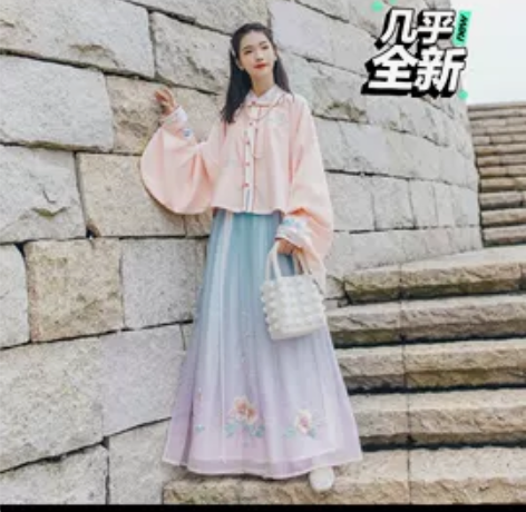 汉尚华莲芙蓉,仅下裙xs码 穿一未洗,隔裤...