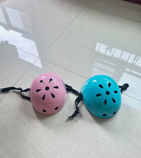 儿童头盔，斯威品牌，滑板骑行头盔，女童S码...