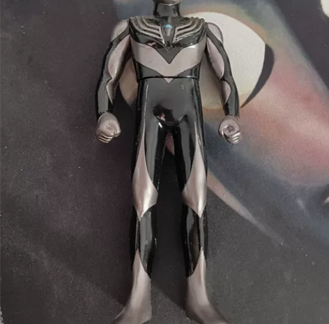 日版黑暗迪迦奥特曼17cm2001版软胶万...