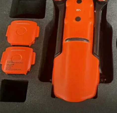 道通智能无人机，只有飞行器。外带一块智能电...