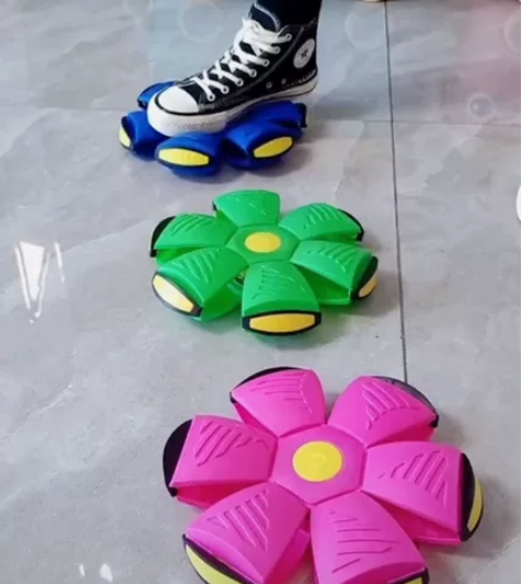 【赔钱处理】弹力踩踩球魔幻飞碟球脚踩变形球...