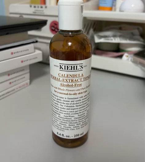 科颜氏金盏花护肤水 全新未拆封 正品保证～...