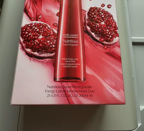 雅诗兰黛红石榴水 可拆分 感兴趣的话点“我...