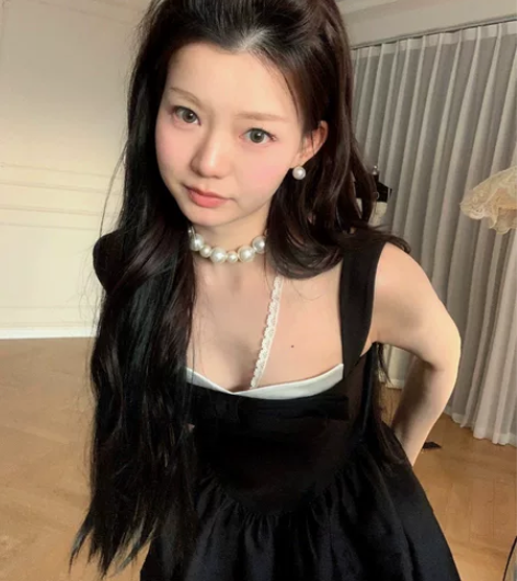 夏季蝴蝶结吊带无袖收腰性感修身显瘦蓬蓬裙连...