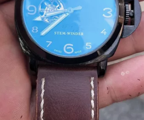 LIKEU自动机械手表，大表盘，皮表带表面...