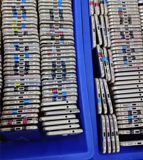 工作室便宜出麦芒5   4+64    8...