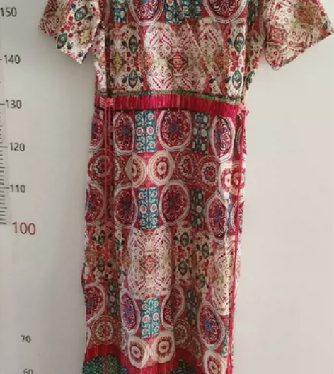 民族风连衣裙，90％棉，轻薄舒适 感兴趣的...